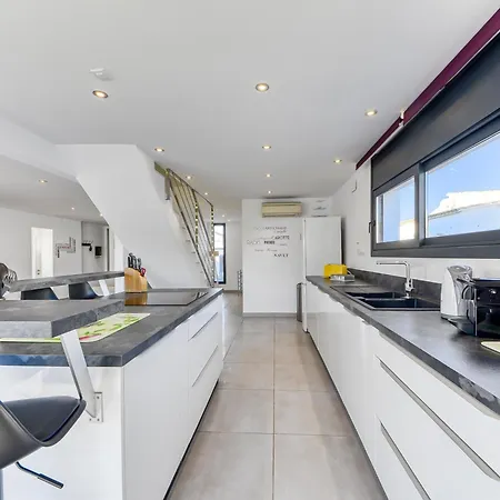 Semesterbostad Norfeu By Interhome *